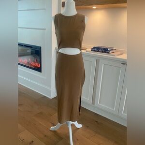 Set of 2 - Brown and Green Cutout Midi Dress